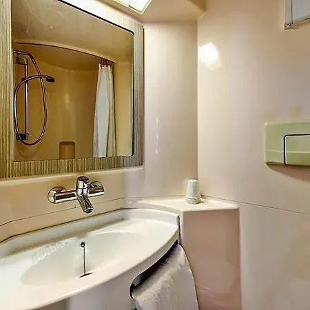 Premiere Classe Grenoble Nord Hotel 3*