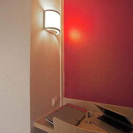 Premiere Classe Grenoble Nord Hotel 3*